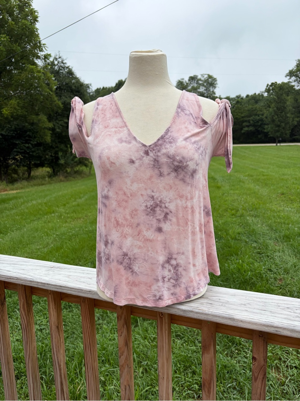 American Eagle Soft & Sexy Pink Tie Dye Off The Shoulder Shirt Sz L‎ FLAW